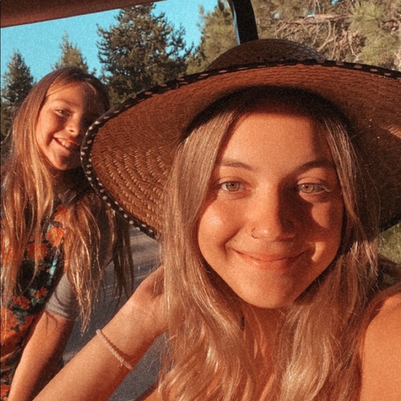 emilyyyyc0